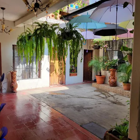 Hotel De Los Caballeros